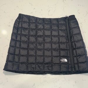The North Face Black Quilted Mini Skirt with Side Zip